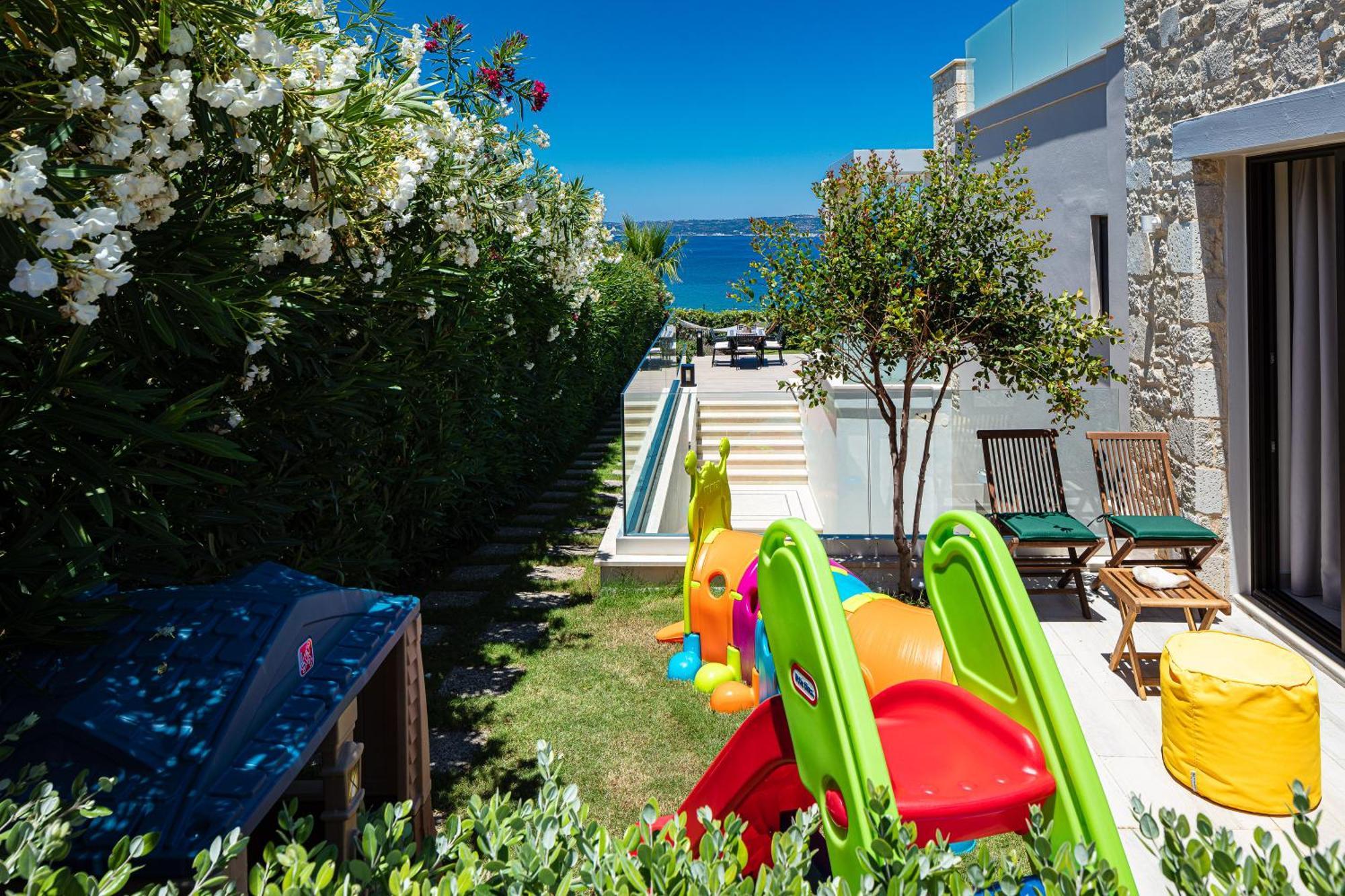 Miraida Exclusive Residence Almirida Esterno foto